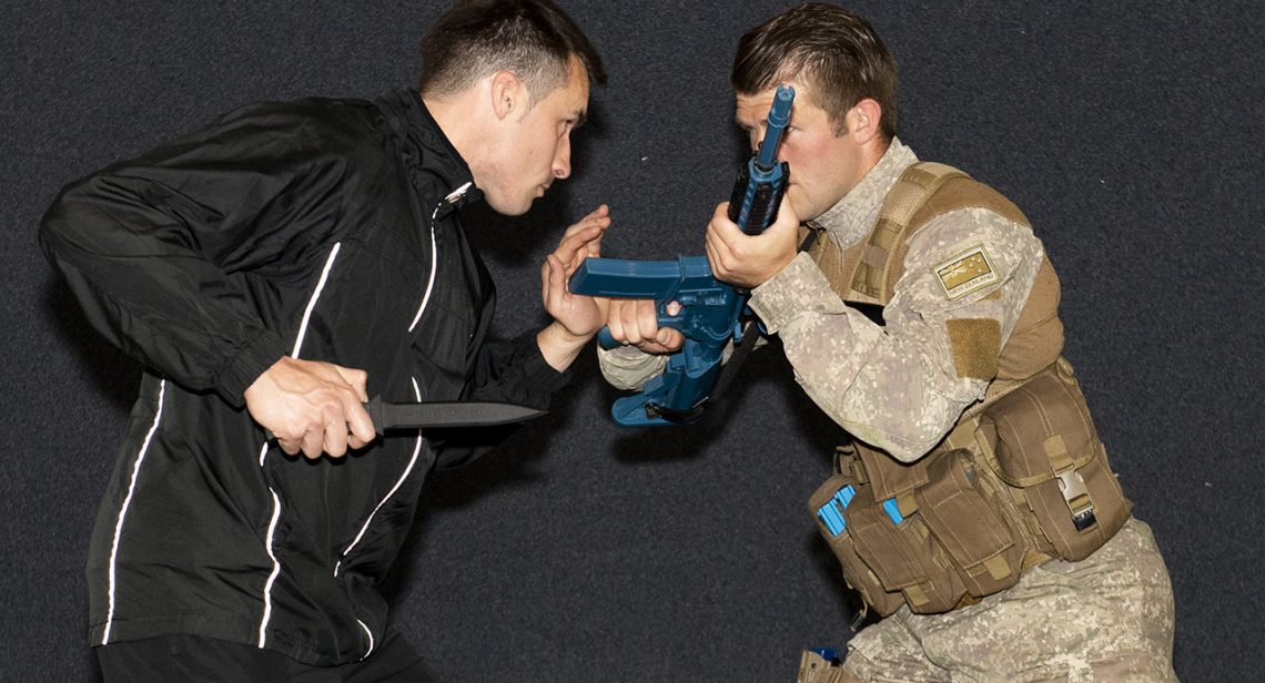 NZ Army combatives instructors demonstrating ACP